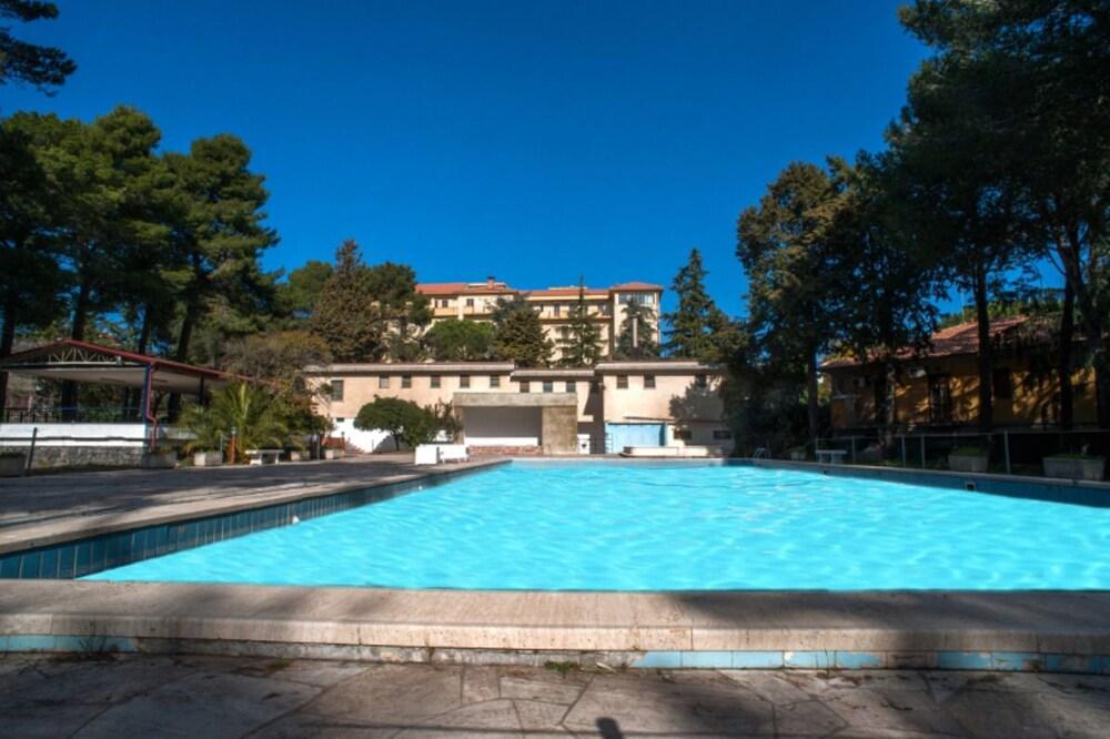 Hotel Allegroitalia Etna Pedara Exteriér fotografie