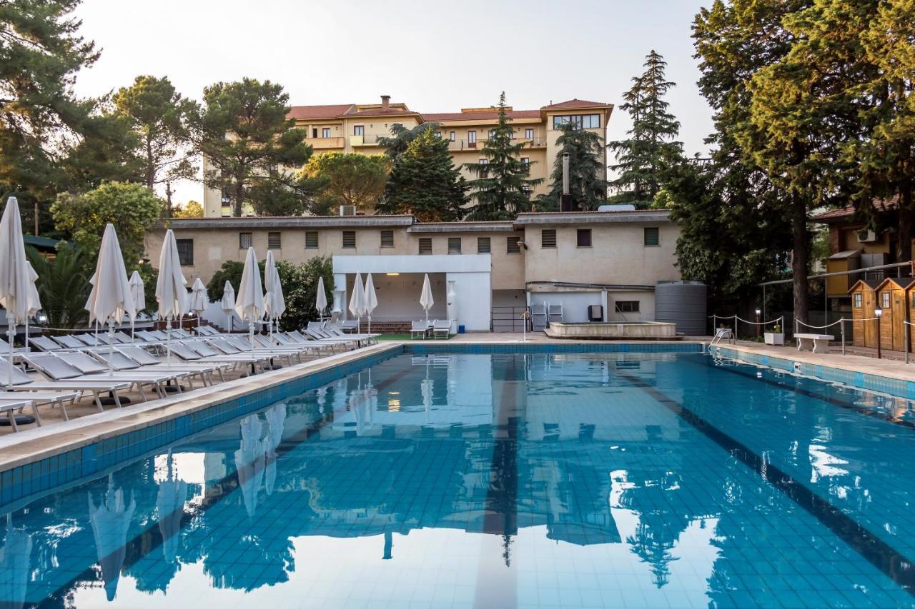 Hotel Allegroitalia Etna Pedara Exteriér fotografie